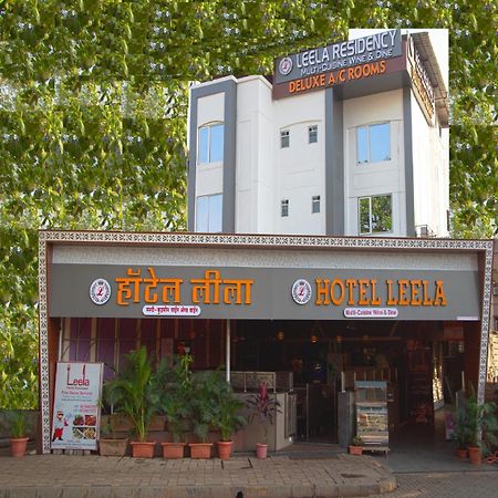 Hotel Leela Kalyān Buitenkant foto